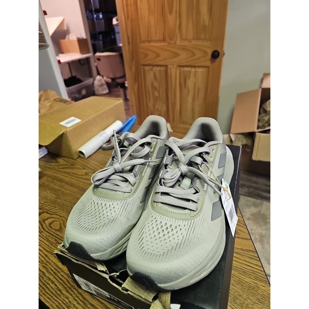 Under Armour UA Charged Edge Suede Shoes Mens 9.5 Gray Sneakers 3027731-201